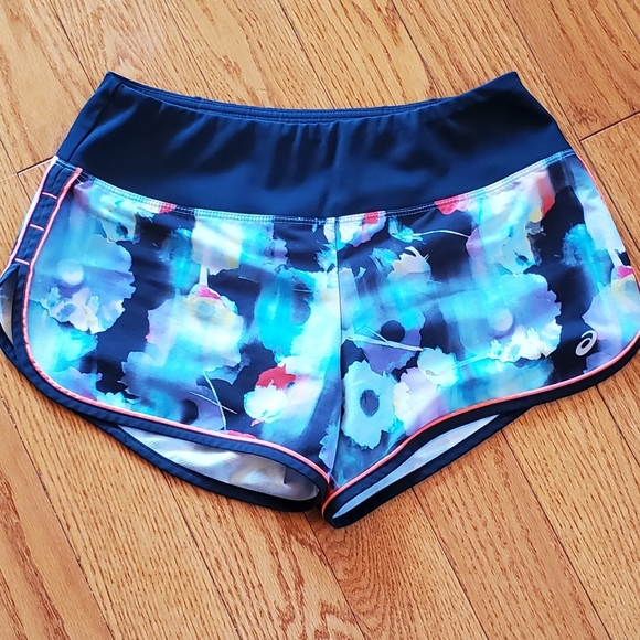 Asics Pants - Like New! ASICS Sport Shorts